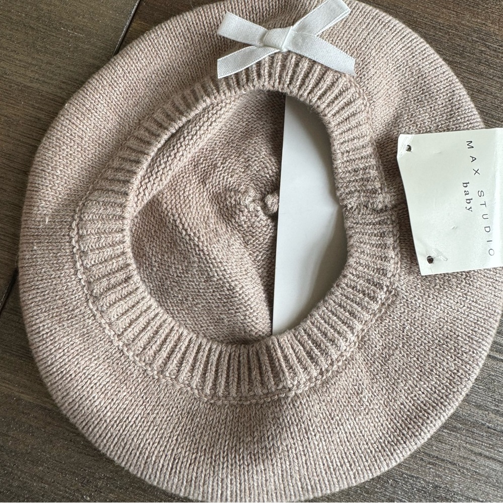 baby beret 24 months beige NWT. Max studio